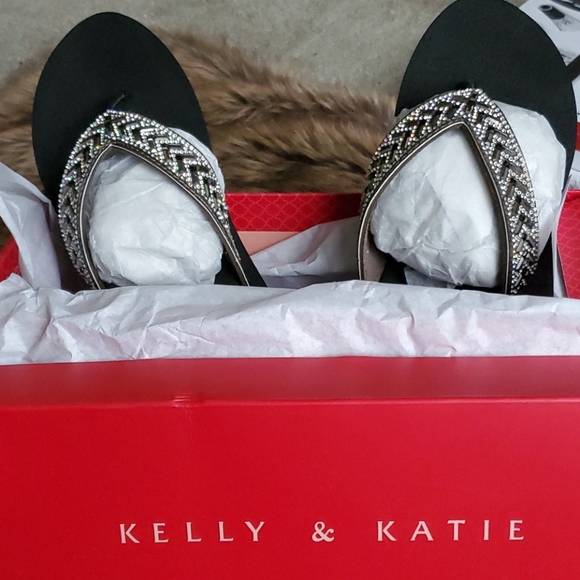 Kate and Kelly pewter metallic flips new - Picture 1 of 4